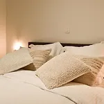 Miramar Residences - Luxurious Seaside Apartments